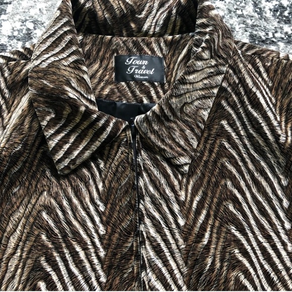TOWN & TRAVEL WOMEN ZIP BLAZER JACKET BEATIFUL BROWN ANIMAL PATTERN PLUS SIZE 2X - Picture 4 of 6